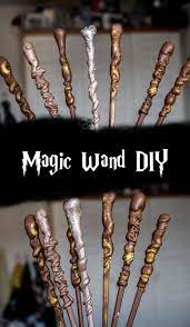Harry potter kaufte seinen zauberstab einen tag nach seinem geburtstag bei mr. Ein Einfaches Diy Zauberstab Tutorial Fur Eure Harry Potter Party Das Perfekte Debra Geburtstagstort Harry Potter Kostum Harry Potter Selber Machen Zauberstab