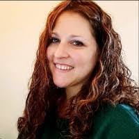 Kendra Lund's Instagram, Twitter & Facebook