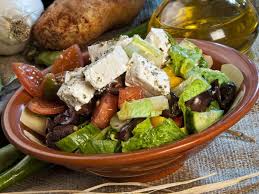 Salade Libanaise Fattouche A La Feta Recette Salade Libanaise Recettes De Cuisine Cuisine Libanaise