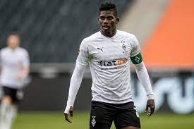 Gegen den profifußballer breel embolo von borussia mönchengladbach. Breel Embolo Facebook
