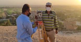 أجمع علماء الفلك على استحالة رؤية هلال شهر شوال مساء السبت أو الأحد 21 و22 أكتوبر 2006 في جميع الدول الإسلامية، كما أجمعوا على أنه ستتحقق رؤيته الشرعية مساء الإثنين 23 أكتوبر ، مما يعني أن الثلاثاء 24 أكتوبر 2006 سيكون أول أيام عيد الفطر بحسب الرؤية الشرعية. 1vkgemuppbmpgm