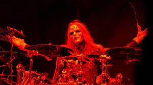 Although filling in the spot of rhythm guitar in 1999, root is considered to be one of the band's main songwriters and has written lead guitar parts for slipknot's later albums particularly on all hope is gone and.5: Sdb7vyqp6iklam