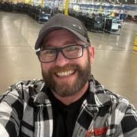 Derrick Rader's Instagram, Twitter & Facebook