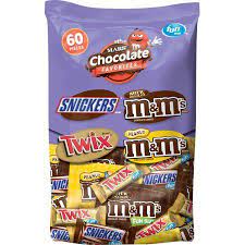 Snickers M M S Twix Fun Size Chocolate Candy Variety Mix 33 9 Ounce 60 Piece Bag Walmart Com In 2021 Mars Chocolate Twix Chocolate Candy