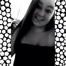 Kayla Otis (@thatgirlincamoo)