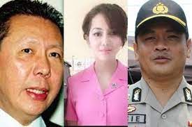 Manadopost.id— masih ingat jaksa pinangki sirna malasari? Ketemu Djoktjan Sikap Pinangki Galak Ke Suami Hukum