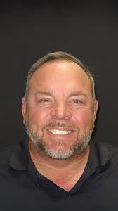 Carlton came to us with concerns about the health, the aesthetics, and the  functionality of his teeth. Today, he leaves with a gorgeous smile!  #DentalCrowns 🦷