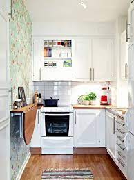50 Idee Cucine Piccole Soluzioni Per Una Cucina Pratica E Funzionale In Pochi Mq Cucine Moderne Cucine In Legno Bianco Armadietti Cucina