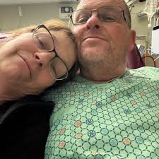 Weight loss?? I'm 31 and I never drink water. I'm talking I usually end up  in the ER a few times every year for dehydration. I drink a lot of soda and