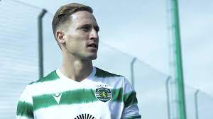 Nuno mendes mete rasteiro para a área, nuno santos desvia de forma subtil com o pé direito para dentro da baliza. Bem Vindo Nuno Santos Youtube