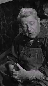 Premier contact avec ton futur beau-Père...Jean Gabin...Bonnes chances 😁  #jean #gabin #jeangabin #film #movie #cinéma #cinemanoiretblanc  #noiretblanc #acteur #actrices #actrice #acteurs #actors ...