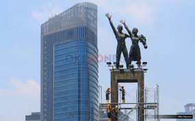 Daerah khusus ibukota jakarta), is the capital of indonesia. Mengenal Jakarta Lewat Icon Patung Simak Sejarahnya Okezone Travel
