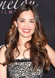 Gina Philips's Instagram, Twitter & Facebook