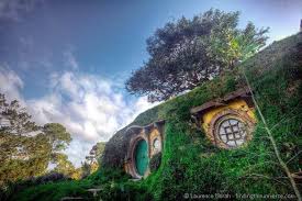 Calling all lord of the rings and hobbit fans! A Tour Of The Hobbiton Film Set New Zealand Finding The Universe