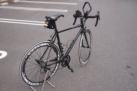 ｎｏ430 ニックネーム ガーコ メーカー名 車種 年式 cannondale caad9 2010年 アピールポイント cannondaleはアメリカのロードバイクメーカーで時代はカーボン素材にうつる中アルミ製を作り続けている しかし201 マットブラック カーボン ロードバイク