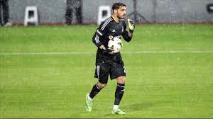 Beşiktaş futbol yatırımları sanayi ve ticaret a.ş.'den kamuyu aydınlatma platformu'na gönderilen açıklamalar şöyledir: Gunay Guvenc Kimdir