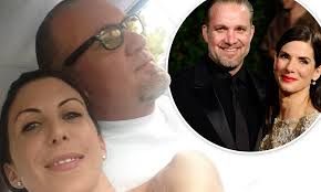 Jessie received a text from a friend who was having dinner with eric and wanted to set them up, but at the time, jessie decided she was. Sandra Bullock S Ex Jesse James Splits From Wife After Seven Years Of Marriage Daily Mail Online