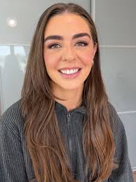 Laura McNamee Makeup