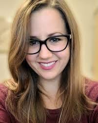 Sara Dunham's Instagram, Twitter & Facebook