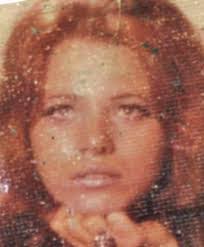 Mary Bainter's Instagram, Twitter & Facebook