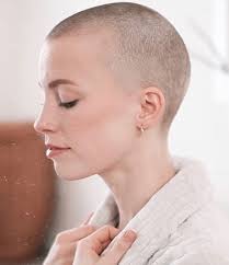 Pin By Antique Freak On Shorthairdontcare Buzzed Hair Women Buzzed Hair Short Buzzed Hair