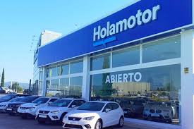 Somos líderes nacionales en el mercado de coches de segunda mano y ocasión, con un amplísimo stock y nueve grandes centros. Concesionarios De Segunda Mano Holamotor