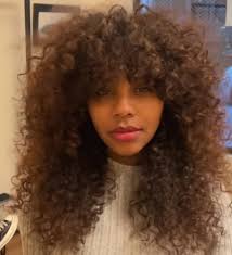 Hello my name is T Bianca Dunn I am a Stylist in Atlanta Ga/ Marietta Ga.  If you guys would not mind networking please state your occupation and  where you are if