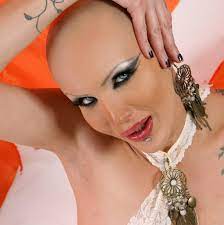 Blondie johnson, much like barbara stanwyck's character in babyface, starts low in life and profits from increasingly sordid activities. Blondie Johnson Address Phone Number Public Records Radaris