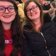 Kerry Stevenson (@KerrySt94053435)