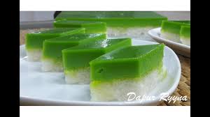 Resepi kuih seri muka ini tanpa telur dan simple dengan sukatan cawan. Resepi Kuih Serimuka Pandan Lembut Lemak Manis Bersantan Youtube