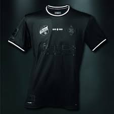 Find gladbach gifts and merchandise printed on quality products that are produced one at a time in socially responsible ways. Classic Football Shirts On Twitter Shirt Alert Borussia En Borussia Monchengladbach Will Wear This Special Blackout Shirt Against Rb Leipzig In The Bundesliga This Weekend To Celebrate Their 120 Year