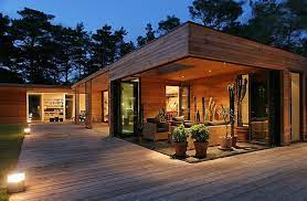 Le due case in legno a verona sono in stile classico, dotate di tetto a quattro falde tradizionale e finitura esterna stata realizzata ad intonaco. Landing Homepage Case In Legno Verona