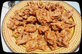 Chebakia Mkharka الشباكية السهلة والناجحة Moroccan Sweet Recipes Ramadan Recipes Food