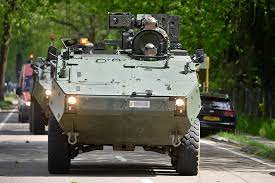 Conings heeft een opleiding tot lasser gevolgd. Hoge Kempen Suchaktion Nach Fluchtigem Militar Wieder Ausgeweitet