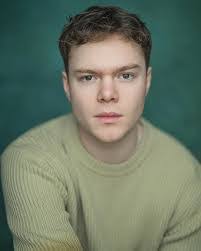 Shakira Simpson's Instagram, Twitter & Facebook