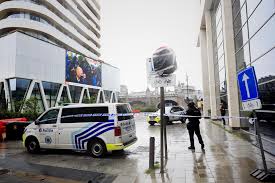 Nadat iemand 'allah akbar' riep werd de noodprocedure in gang gezet door de vliegtuigbemanning. Rechtsextremistische Groepering Dreigt Met Aanslag Bij Dpg M Antwerpen Gazet Van Antwerpen Mobile