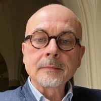 Robert Baginski's Instagram, Twitter & Facebook