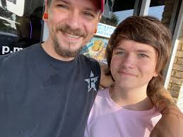 Any artist looking for a booth to rent in northeast ohio? We have one of  the best shops in our local area and we offer: Booth rent or percentage  Drug and drama