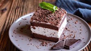 Stracciatella Schnitten Extra Schokoladiges Rezept Koch Mit Rezept In 2020 Kuchen Rezepte Einfach Rezepte Dessert Ideen