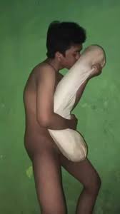 Ngentot bantal kotor