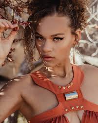 Desert Days Editorial @flanellemagazine Model Destiny: Barrera  @destinymbarrera Photographer: Sheri Angeles @sheriangeles Hair/MUA:  Desiree Rodriguez @desireeyvonnee Wardrobe Stylist: Jess Jacob  @jessejacobstyle ALL Outfits: Michael Costello ...