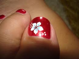 Click through to see oxana of @oxygennails show you how step by step. 9 Best Flower Toe Designs Ideas Toe Art Pedicure Nail Art Toe Nail Designs
