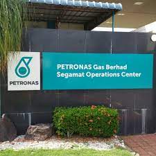 Petroliam nasional berhad atau lebih dikenali sebagai petronas (digayakan sebagai petronas) ialah sebuah syarikat minyak dan gas multinasional malaysia yang ditubuhkan pada 17 ogos 1974. Redapplemerah Pengalaman Latihan Industri Di Petronas Gas Berhad