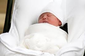 Prince william and kate middleton, with their three children, prince louis, princess charlotte and prince george, at their country home, anmer hall, in norfolk, united kingdom. Bulan Depan Putera Ketiga Pangeran William Dan Kate Middleton Akan Dibaptis Lifestyle Bisnis Com