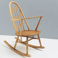 For Sale Small Quaker Mod 428 Rocking Chair By Lucian Ercolani For Ercol In 2020 Rocking Chair Chair Ercol