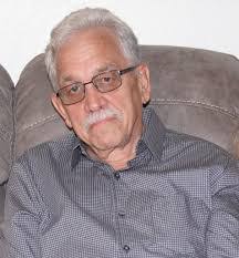 Dean Moncur's Instagram, Twitter & Facebook