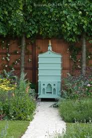 I Think I Want To Try And Raise Bees Sometime Flower Stock Photography Planting Flowers Bee Hive