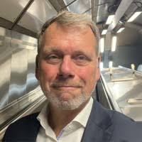 20200+ " Chris" profiles