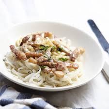 Depuis Que J Ai Decouvert Les Spaghettis De Radis Noir De Eatfat2befit J En Suis Fou Je Vous Conseille De Vite E Lasagnes Recette Paleo Manger Sainement