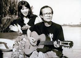 Many of trịnh's songs are love songs. Tiá»ƒu Sá»­ Cá»' Nháº¡c Sá»¹ Trá»‹nh Cong SÆ¡n